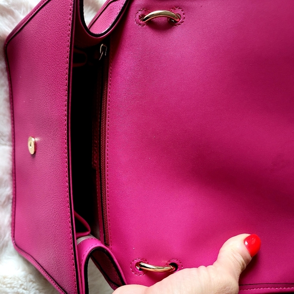 Handbag - Picture 3 of 7